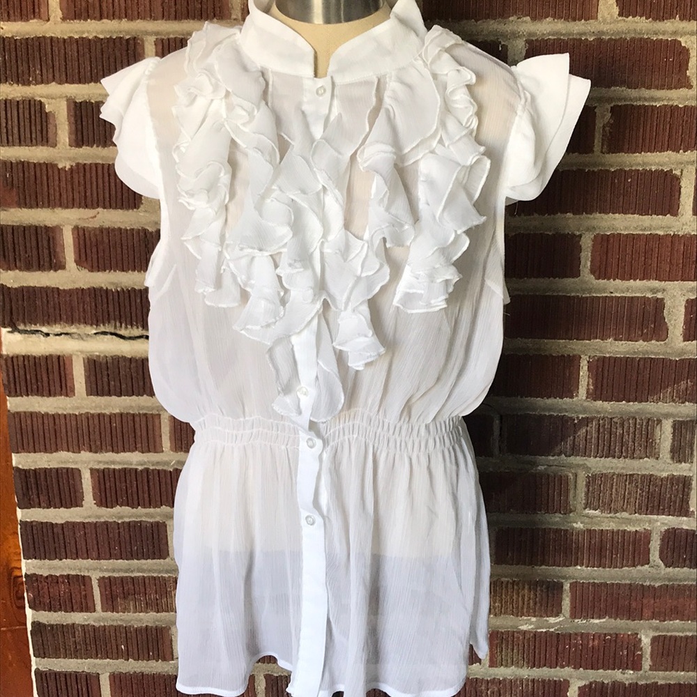 Touch Me Women’s white ruffled blouse